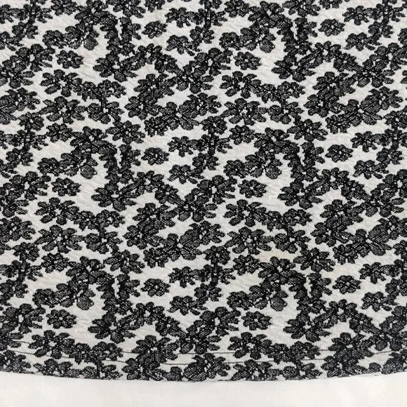 Urban Outfitter Floral A-Line Mini Skirt, Color White/Black Size S - Picture 5 of 11